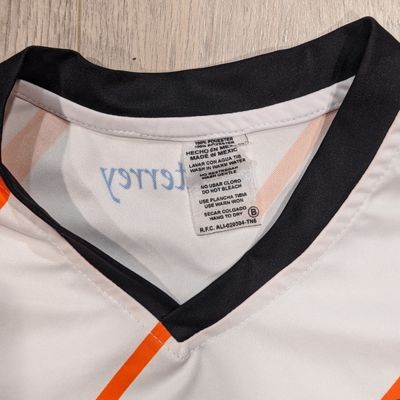 Unnamed soccer Jersey - Picture 4 of 4